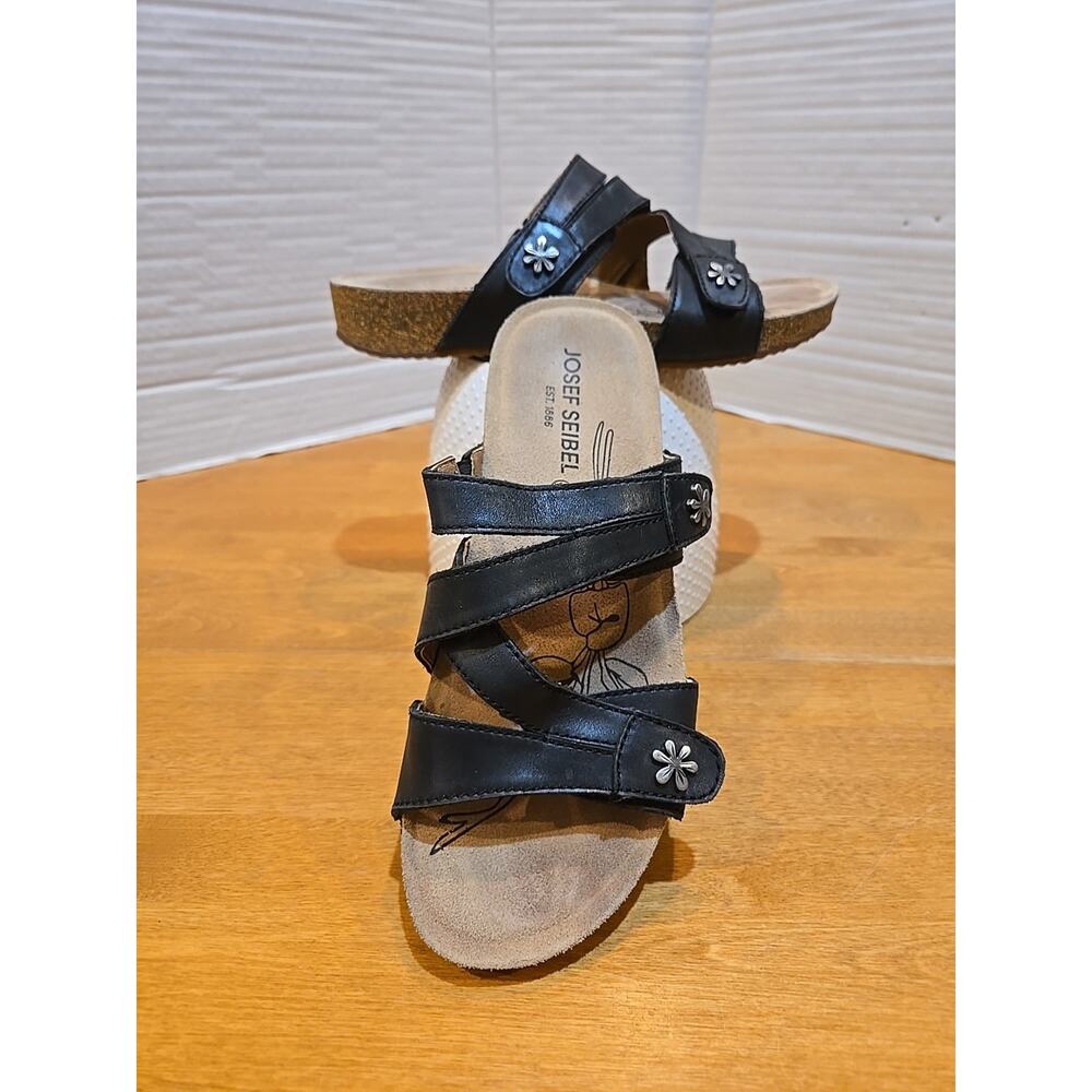 Josef Seibel Women’s Tonga 82 Leather Slides Sandals EU 38 US 7.5 Gorpcore